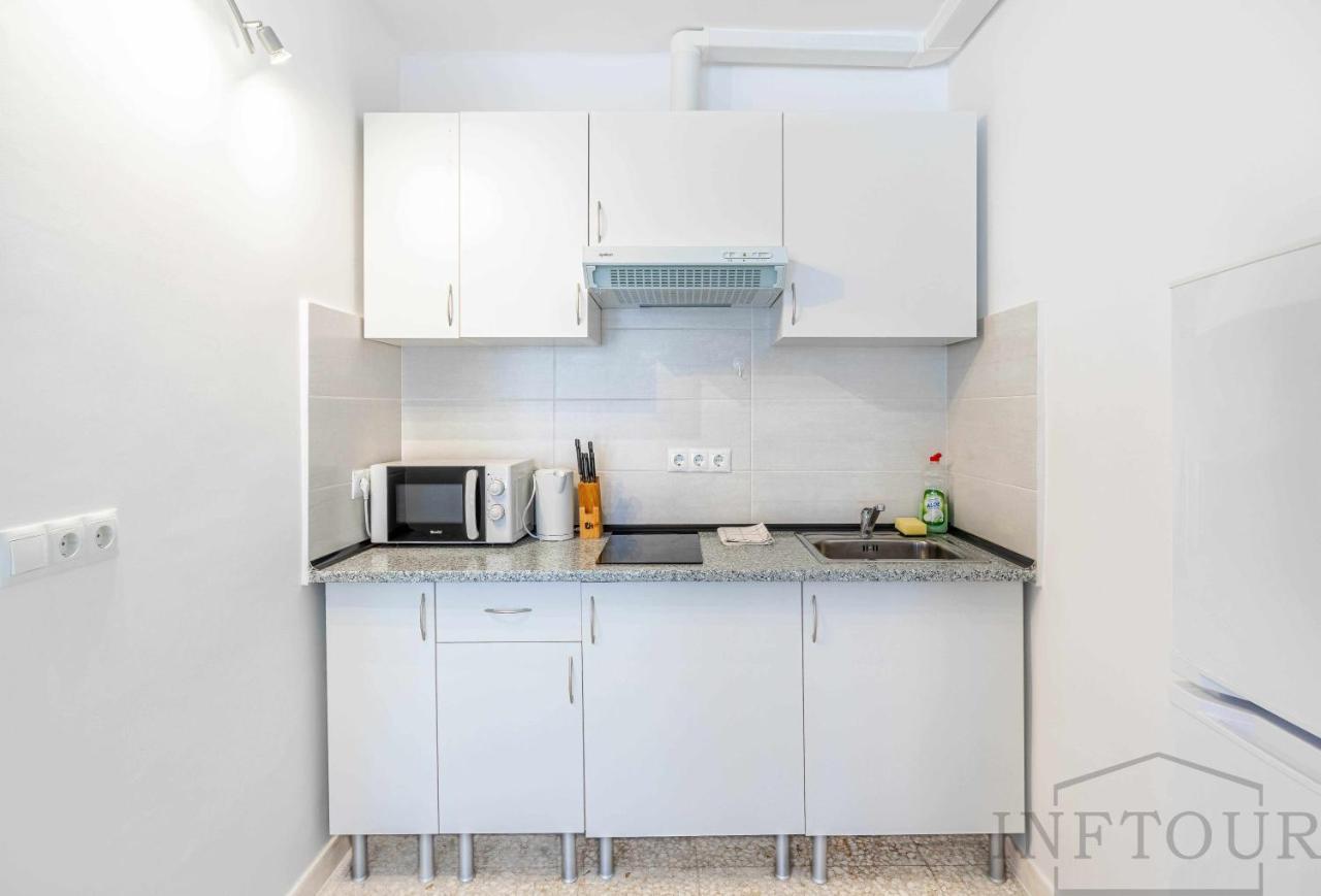 Inftour Paola III Apartamento 卡尔佩 外观 照片