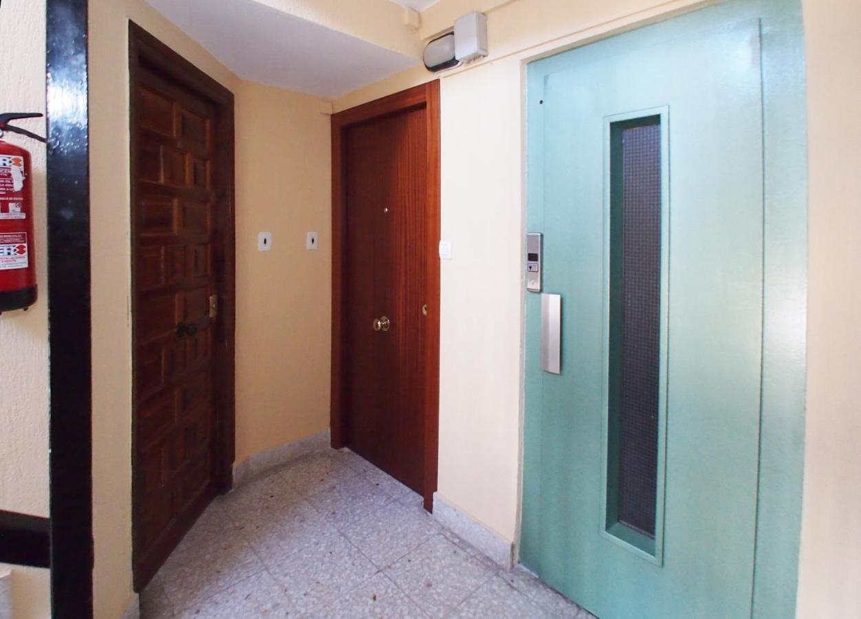 Inftour Paola III Apartamento 卡尔佩 外观 照片